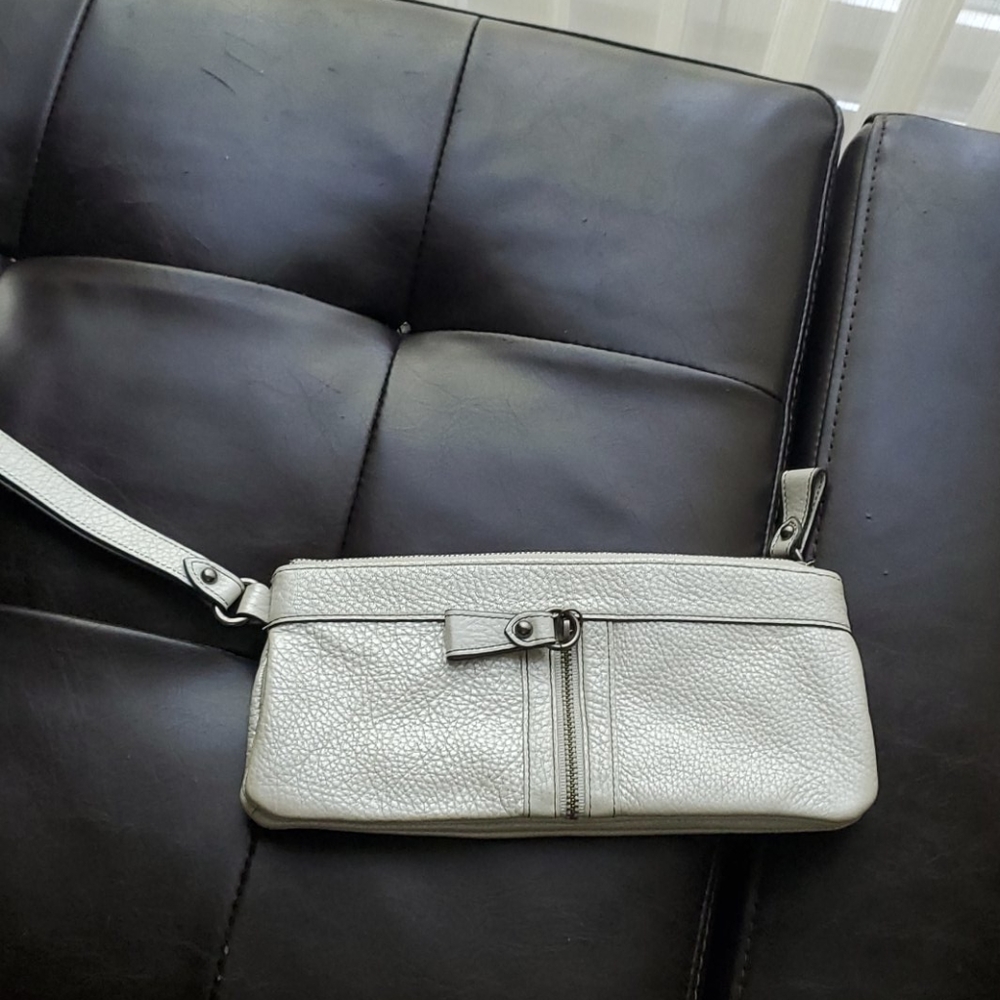 Kenneth Cole Reaction wristlet